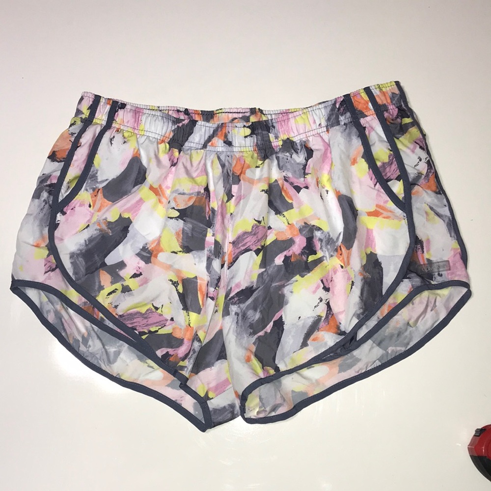 Calvin Klein Running Shorts Lined w drawstring Size XXL